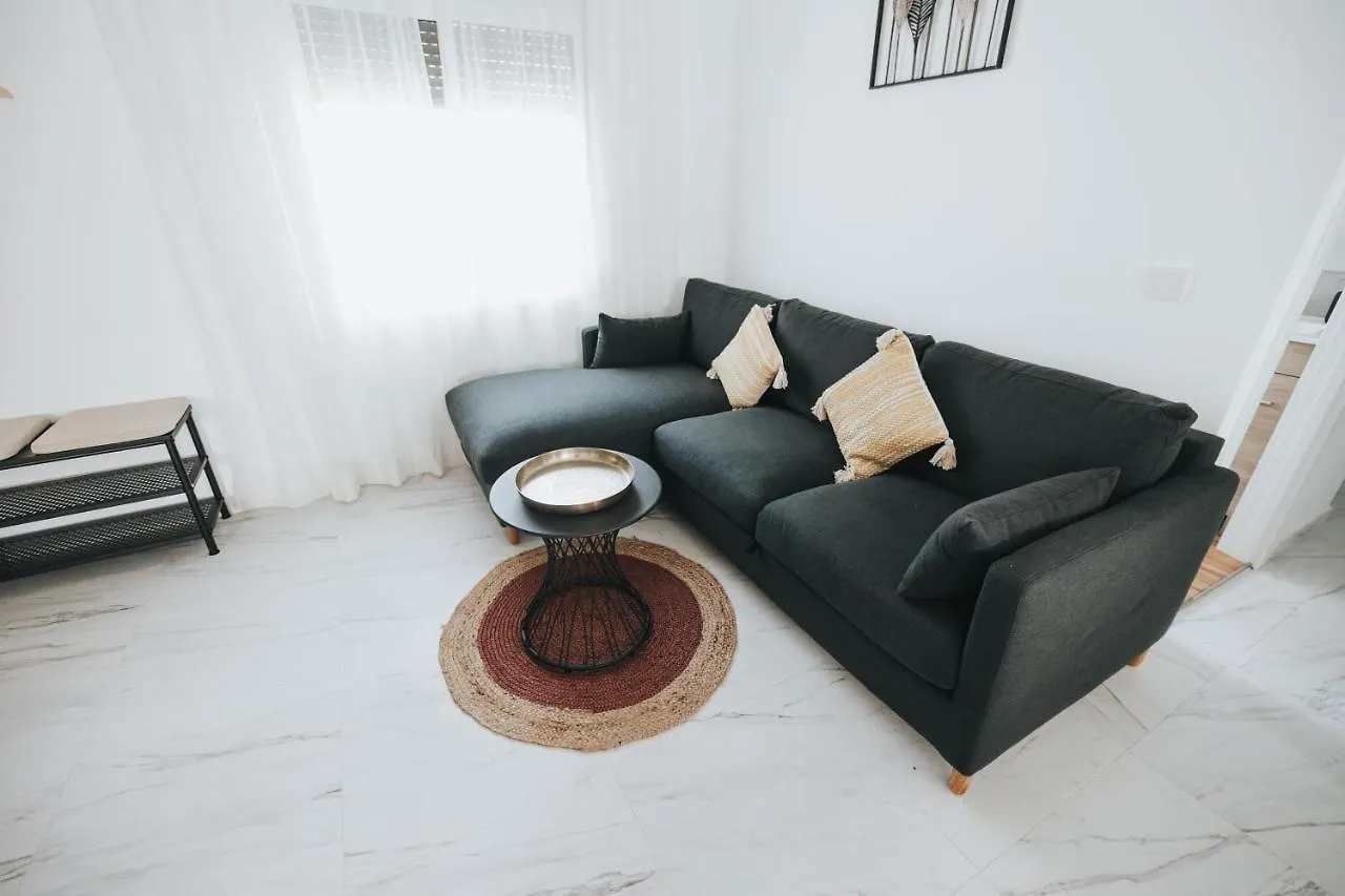 Shiny Nab Super Family Apartment Malaga