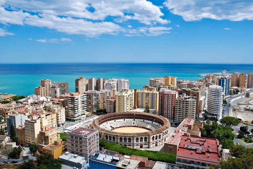 Shiny Nab Super Family Apartment Malaga